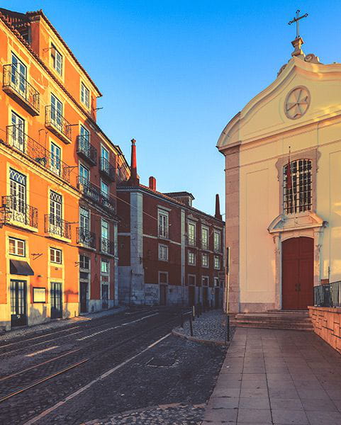 Conoce el barrio de Alfama en Lisboa, su tradición y su cultura