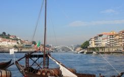 Tour of Gaia and cellars