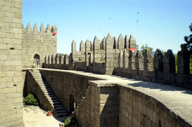 Visita al Palacio y el Castillo de Guimarães Visita al Palacio y el Castillo de Guimarães